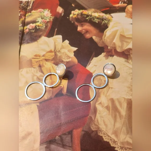 Elle Elegant Silver Sterling Earrings - Picture 5 of 14